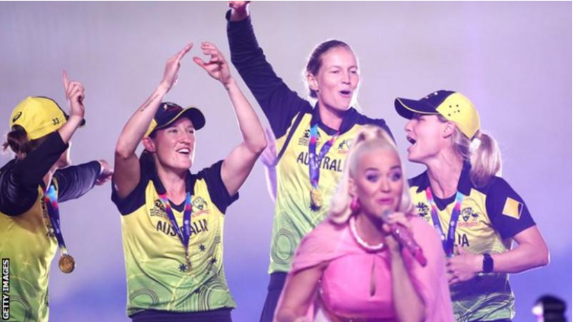 After winning the 2021 Women's T20 World Cup, Australia partied on stage with Katy Perry at the Melbourne Cricket Ground