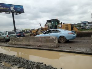 Commuters groan as potholes, reconstruction cause gridlock on Lagos/Ibadan Expressway