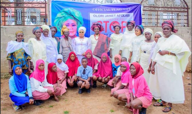  Queen of Apomu Kingdom flags off initiative to stop teenage pregnancy