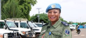 Burkinabé peacekeeper receives UN Woman Police Officer of the Year award