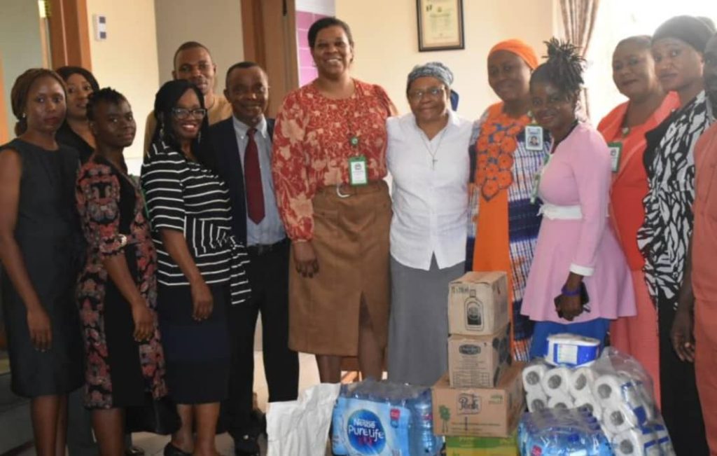 Senior Citizens Centre donates relief items to old people’s home