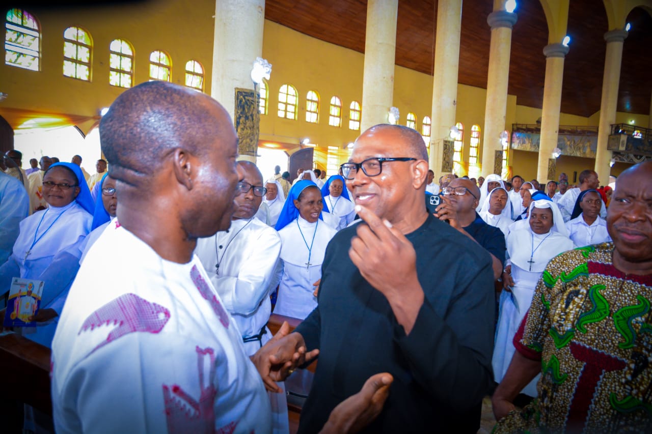 Photos: Governor Charles Chukwuma Soludo meets  Peter Obi in Akwa inside Church