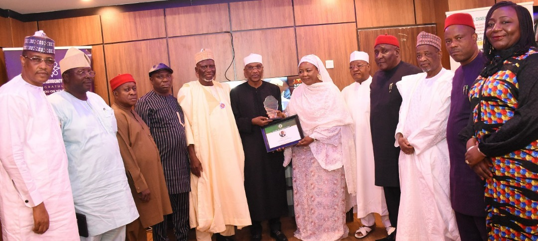 Photo News: AMCON MD receives award from NPOM
