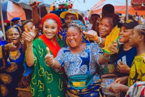 Abisola Kola-Daisi takes husband’s campaign to Ibadan markets